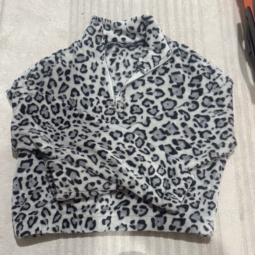cropped cheetah printed quarter zip from shein size xs!